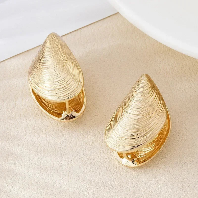 Shell Stud Earrings – Vintage Geometric Textured Metal Earrings for Women in Silver & Gold