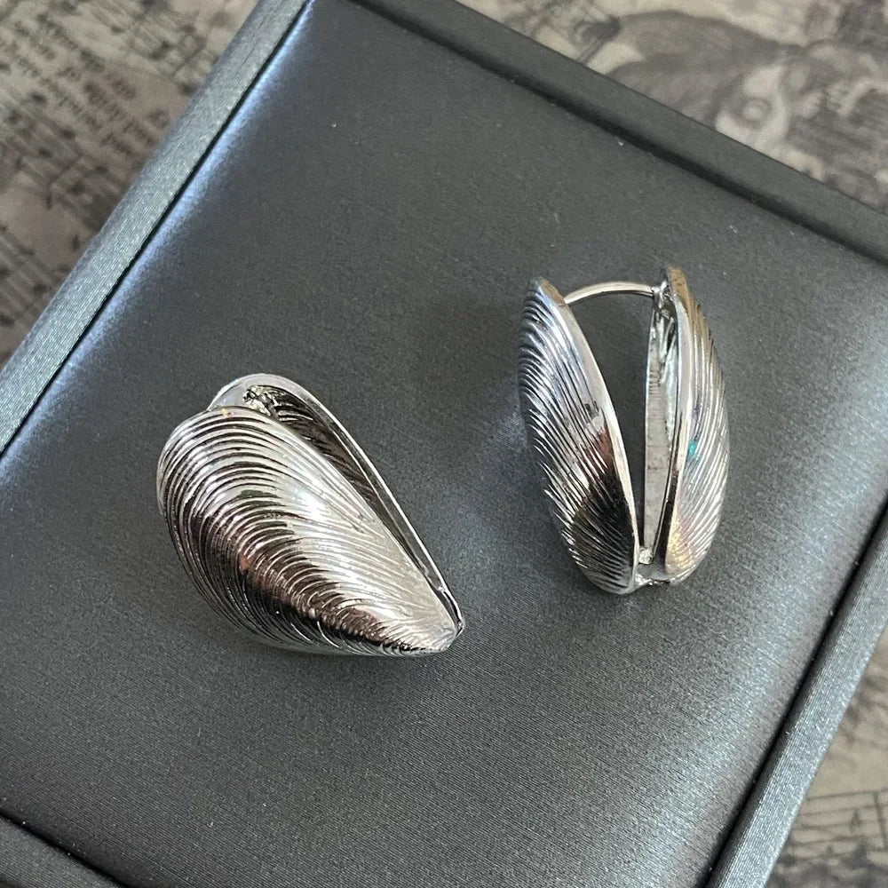Shell Stud Earrings – Vintage Geometric Textured Metal Earrings for Women in Silver & Gold